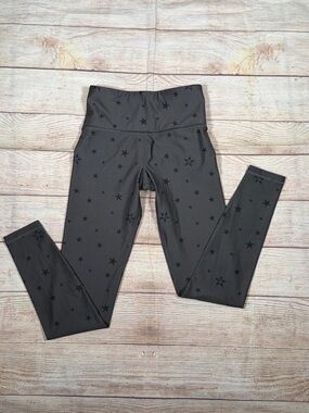 Nancy Rose Performance Black Star Print Leggings